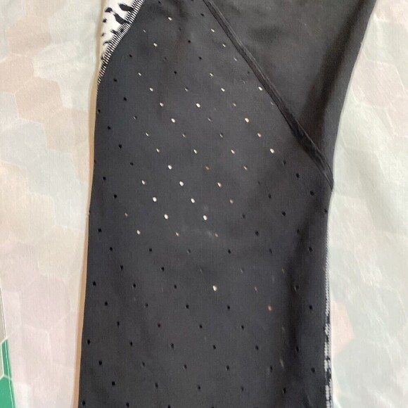 Athleta Stealth TruCool Leggings Womens Large Black White High Rise Cropped Pant - Picture 11 of 13